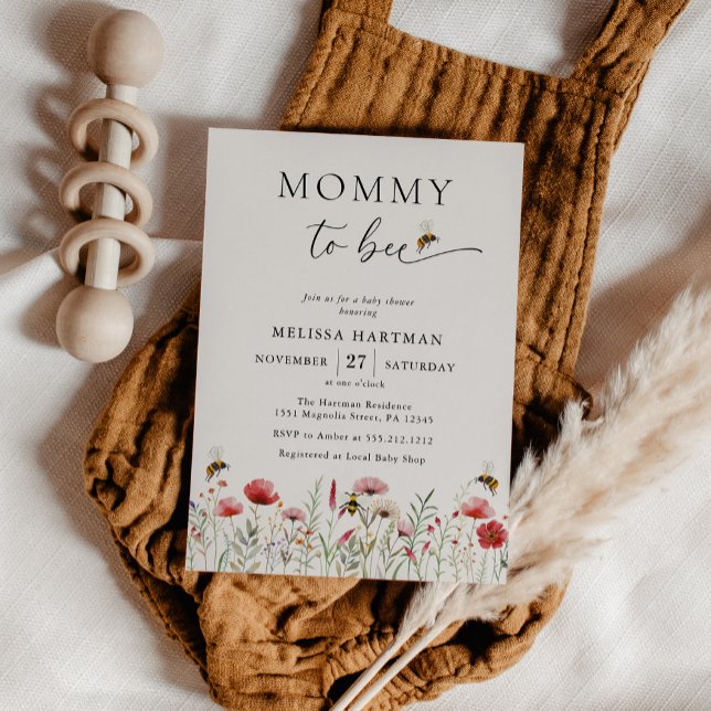 Vattenfärg Mamma till Bee Wildblomma Baby Shower Inbjudningar (Skapare uppladdad)