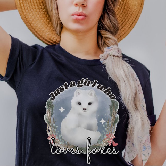 Vattenfärgad arktisk räv-Just en flicka som kärlek T Shirt (Skapare uppladdad)