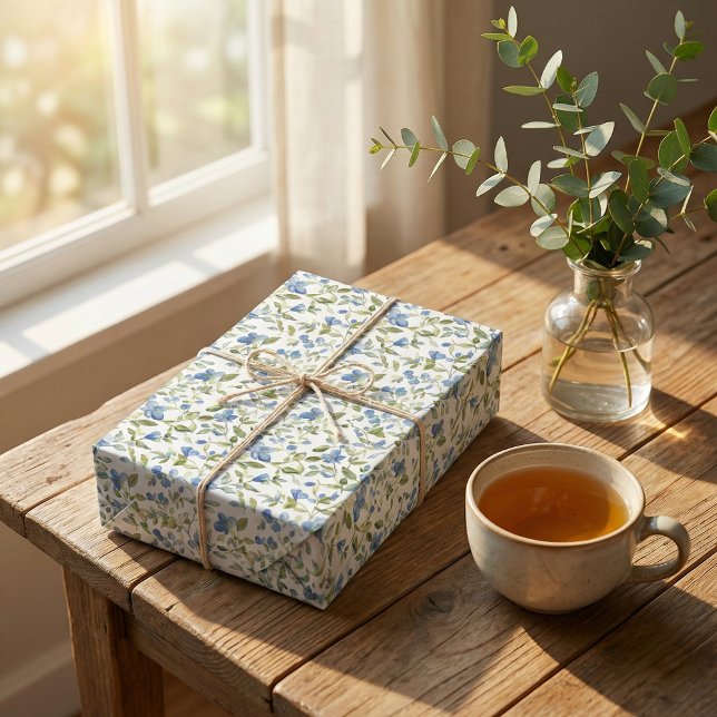 Vattenfärgad blått och Grönt Blommor på vit Presentpapper (Skapare uppladdad)