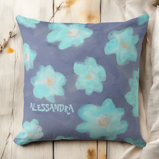 Vattenfärgad blommigt Teterblått monogram vilda bl Kudde (Skapare uppladdad)
