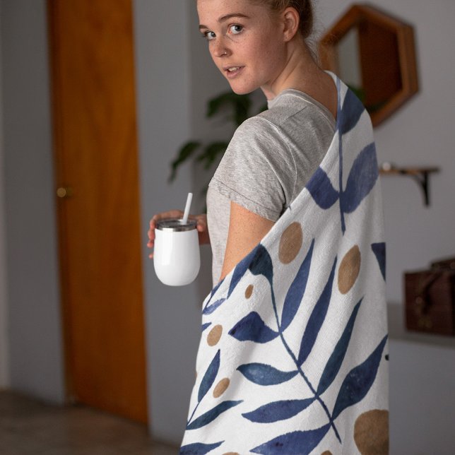 Vattenfärgad grenar och bär - indigo och beige fleecefilt (Skapare uppladdad)