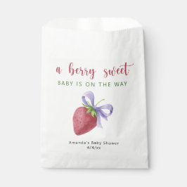 Vattenfärgad jordgubbskädda och lila buggdusch Bab