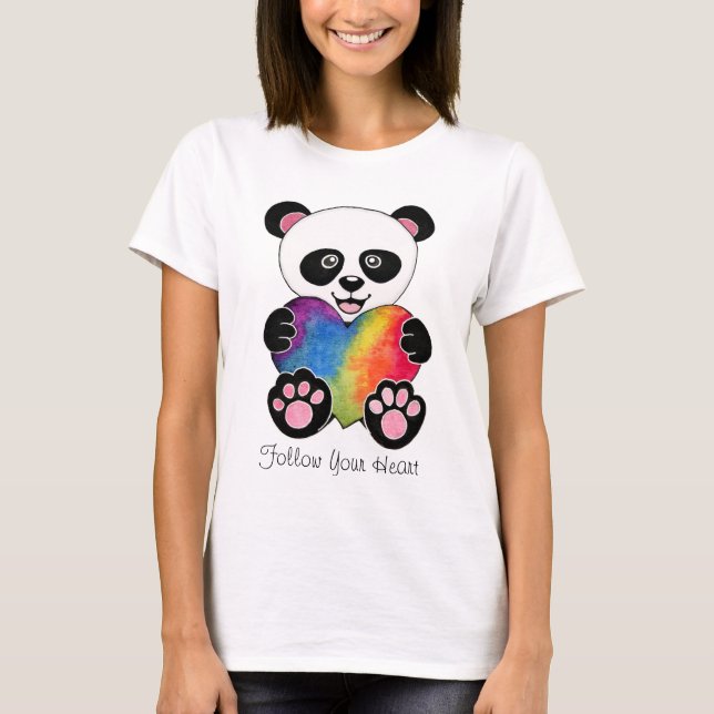 Vattenfärgad utspädd panda med regnbåge i hjärtat t shirt (Framsida)