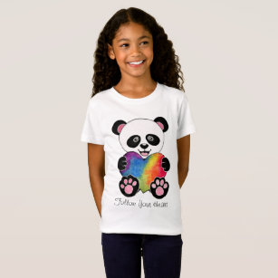 Vattenfärgad utspädd panda med regnbåge i hjärtat t shirt