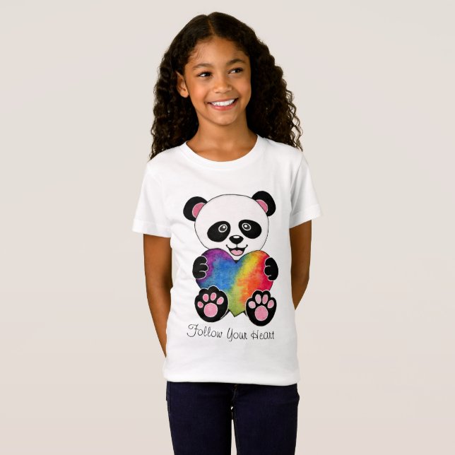 Vattenfärgad utspädd panda med regnbåge i hjärtat t shirt (Hel framsida)
