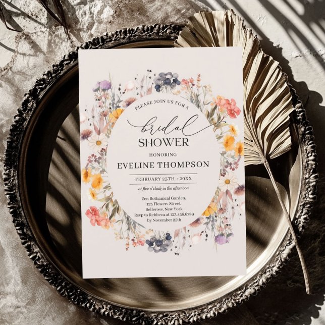 Vattenfärgad vår-färgad vilda blommor och andedräk inbjudningar (Watercolor spring colorful wildflowers wreath invitation)