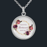Vattenfärgade blommigtar i Bridesmaid, burgundi Sterling Silver Halsband<br><div class="desc">En trendig bohemian boho stil-gåva till Bridesmaid. Dekorerad med vattenfärgat ro i burgundi och rosa. Elegantens vita bakgrund. Ett faux guld geometric ram. Med texten: Bridesmaid skrivet med ett handskript i stil. Mall för Bridesmaid namn namn och datum. Burgundy färgad brev.</div>