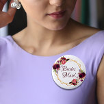 Vattenfärgade blommigtar i Bridesmaid, burgundy gu Knapp<br><div class="desc">Ett trendig Bohemian boho stil-knapp för en möhippa. Dekorerad med vattenfärgat ro i burgundi och rosa. Elegantens vita bakgrund. Ett faux guld geometric ram. Med texten: BridesMaid skrivet med ett handskript i stil. Burgundy färgad brev. Underbaren som en keepé för Bridesmaid, som en tjänst eller som namn bricka för duschen....</div>