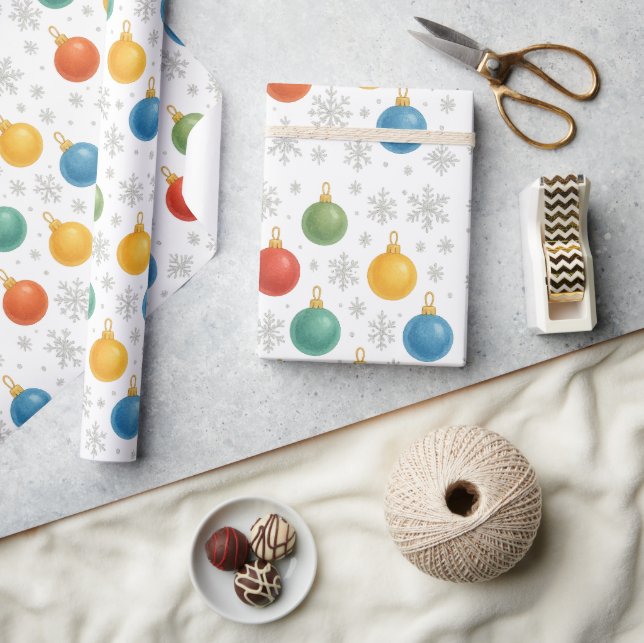 Vattenfärgade julprydnader och Snöflingor - Presentpapper (Hantverk)