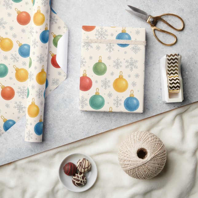 Vattenfärgade julprydnader och Snöflingor - Presentpapper (Hantverk)