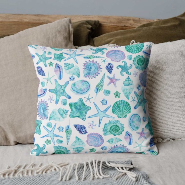 Vattenfärgade kustnära Snäckor och stjärtfiskar Kudde (Watercolor Coastal Sea Shells and Starfish Throw Pillow)