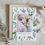 Vattenfärgjullövverk & järnekramfoto helgkort<br><div class="desc">Glad helg! Överför helgdagönskemål till familjen och vänner med detta grönskahelgdagkort. Det presenterar vattenfärgillustrationen av järnekar,  gräsnålar och eucalyptusen och evergreen med klassikertypografi. Personifiera,  genom att presentera ditt favorit- foto och att tillfoga namn och meddelandet. Matcha är objekt tillgängliga.</div>