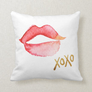 Vattenfärgläppar & guld omkullkastar XOXO Kudde