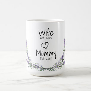Vattenfärglavender anpassar mamman för fruktig kaffemugg