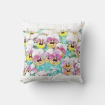 Vattenfärgning av vita rutor med rosa gult