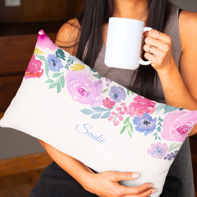 Vattenfärgrosor Blommig arrangemang Anpassa Lumbarkudde (Skapare uppladdad)