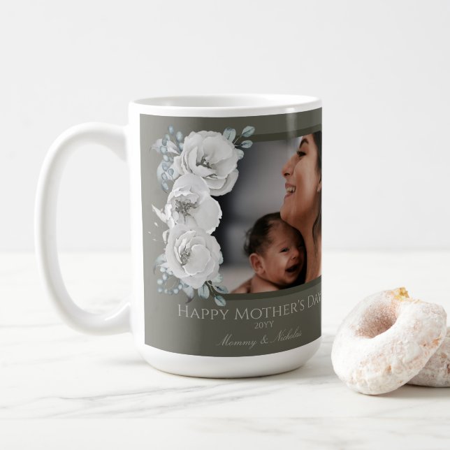 Vattenfärgsfoto, Blommigt Mors dag | Oliv grönt Kaffemugg (Med munk)