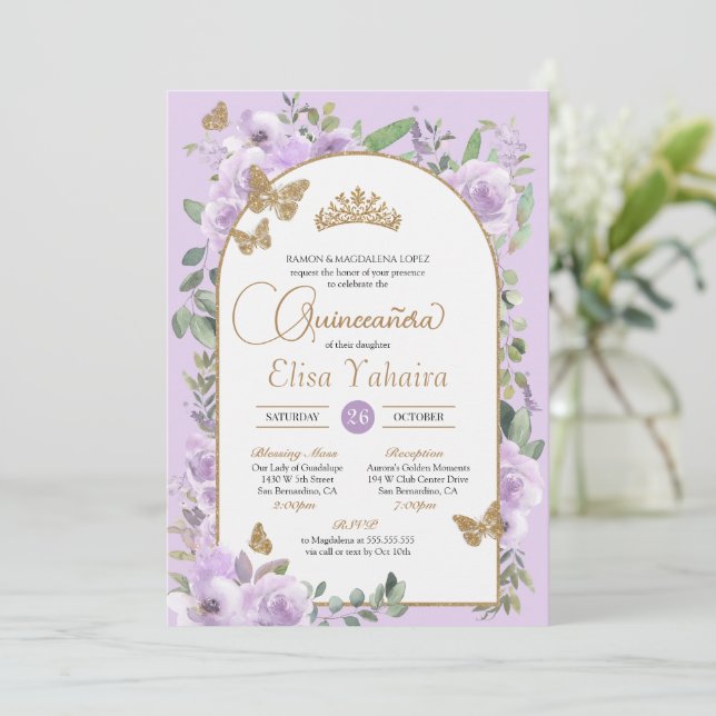 Vattenfärgsljus Lila Butterfly Quinceañera Inbjudningar (Stående Fram)