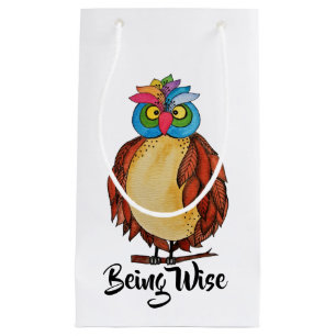 Vattenfärgsmagisk Uggla med regnbågsfjädrar