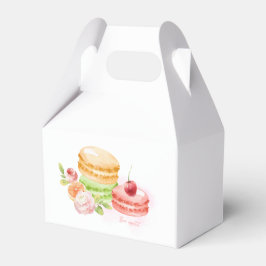 Vattenfärgsmakaroner med körsbär presentaskar