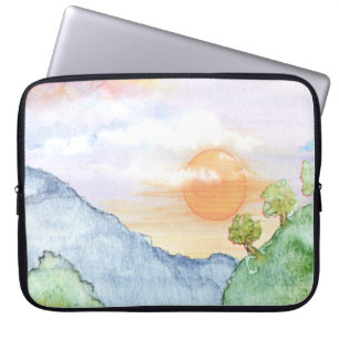 Vattenfärgsolnedgång över bergen och Träd Laptop Fodral