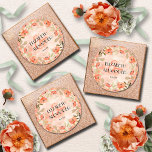 VattenfärgsOrange Blommigt Bröllop Runt Klistermärke<br><div class="desc">Fina vattenfärgblommor och elegant löv i orange markerar dessa runda klistermärken med texten i chic. Perfekt för bröllop,  möhippor med mera. MATCHING-objekt i vår butik.</div>