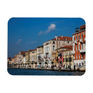 Vattenfront längs den stora kanalen i Venedig Magnet