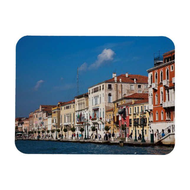 Vattenfront längs den stora kanalen i Venedig Magnet (Horisontell)