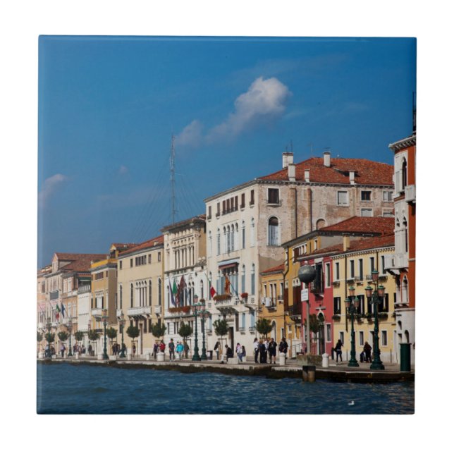 Vattenfront längs med Grand Canal i Venedig Kakelplatta (Framsidan)