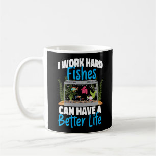 Vattenlevande fisk som håller mig i hårt arbete så kaffemugg