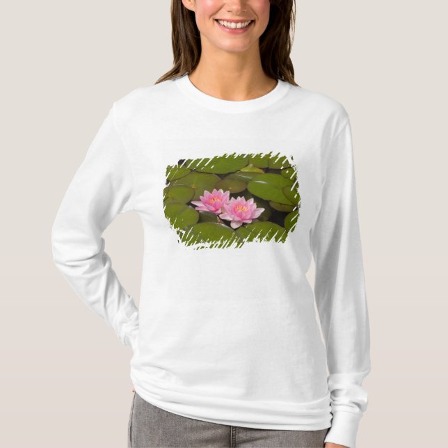 Vattenliljor i blom t shirt (Framsida)