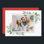 Vattenskärg Julfiende Foliage och Holly Photo Julkort<br><div class="desc">God Jul! Skicka helgdag önskemål till familj och vänner med det här gigantiska helgdag-platta kortet. Den har en vattenfärgad illustration av hollier,  gräs nål och eukalyptus och evergreen med klassisk typografi. Anpassa genom att ha med ditt favoritfoto och lägga till namn och meddelande. Matchande objekt är tillgängliga.</div>