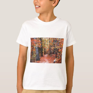 Vattenskärtningar för målade skogskaraktär t-shirt