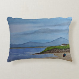 Vattentärfärgning av en romsk dag vid persikon prydnadskudde