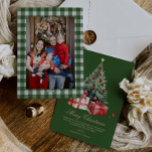Vattentärsfärgat Julgran-fotopapper för julkort<br><div class="desc">Sprid helgdag med den här eleganten vattenfärgen Julgran, med fotojulkort. Det här fina, enkla Helgdag-kortet är perfekten för att skicka dina hälsningar. Gör det enkelt att anpassa hälsning och redigera typsnitt enligt dina önskemål. Julkortet i anpassningsbar är ett charmerande sätt att påminna vänner och familj om att ni tänker på...</div>