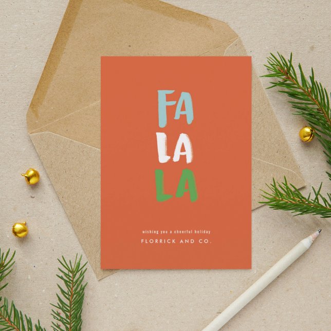 Vattfärg Fa La Red Helgdag jul Julkort (Watercolor letters Fa La La in classic Christmas colors on a red background create this holiday card)