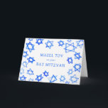 Vattfärgsblå stjärnor MAZEL TOV Bat mitzvah Kort<br><div class="desc">Perfekt roligt MAZEL TOV-kort som ska skickas för bat mitzvah, pub mitzvah eller andra judiska firande! Hand gjorde vattenfärgsgrafik åt dig på framsidan och på insidan. FULLT ANPASSADE! Klicka på "Anpassa" ovan om du vill redigera texten. Klicka på "Redigera med verktyg" för att justera typsnitt, färg och placeringar. Utformningen är...</div>