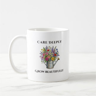 Vattningskanna med blommor Botanisk trädgård konst Kaffemugg