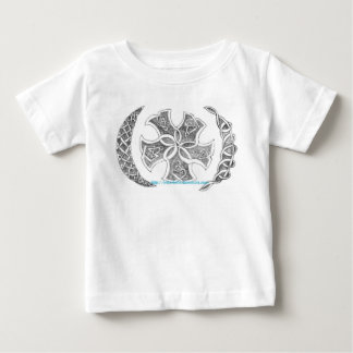 Växande Celtic fnurrat-skjorta Tee