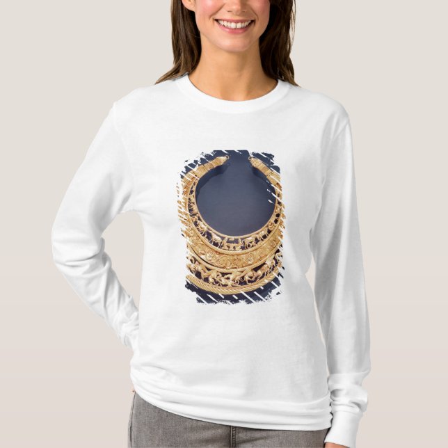 Växande formad bröstfena från Tolstaya Mogila Tee Shirt (Framsida)
