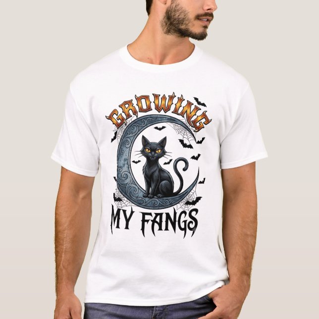 Växande huggtänder Svart katt Halvmåne Fladdermöss T Shirt (Framsida)