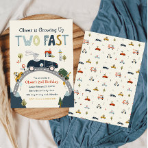 Växla upp två snabbbilars inbjudan till födelsedag