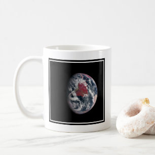 Växttillväxt på planeten jord. kaffemugg