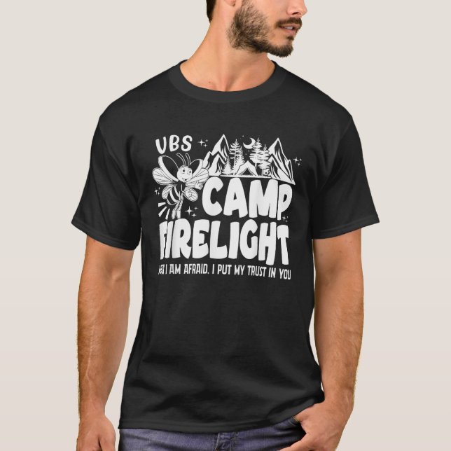 VBS Camp Firelight VBS 2024 Vacation Bible School T Shirt (Framsida)