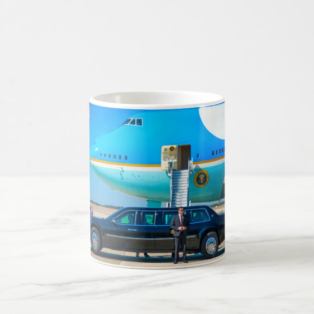 VC-25A (747-200B) och "BEASTEN" Kaffemugg (Center)