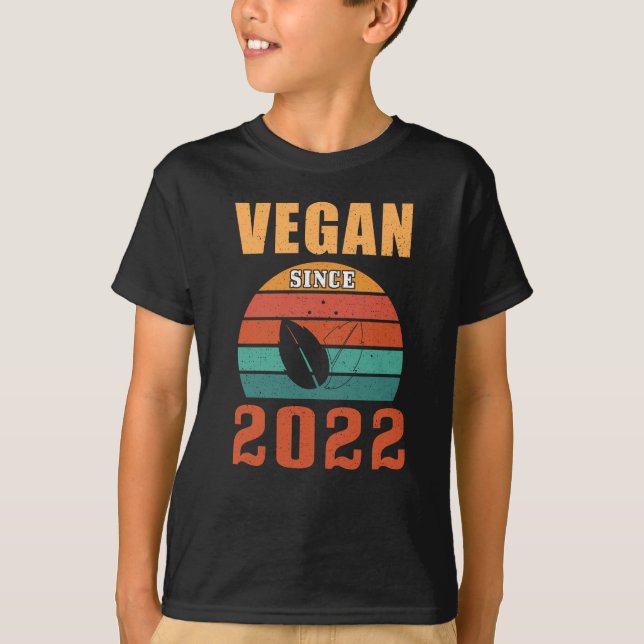 Vegan sedan 2022 Vegan Gift T Shirt (Framsida)