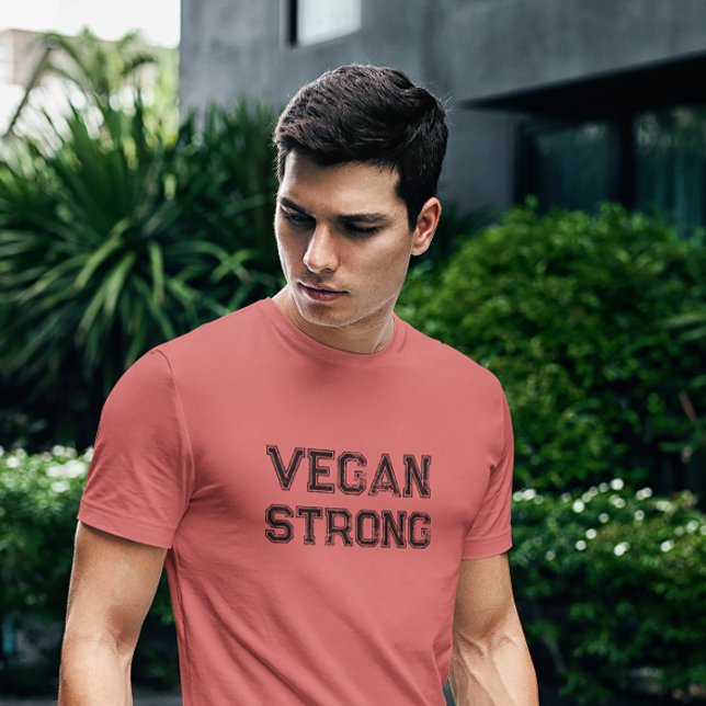 Vegan Strong Grungy Typography T Shirt (Skapare uppladdad)