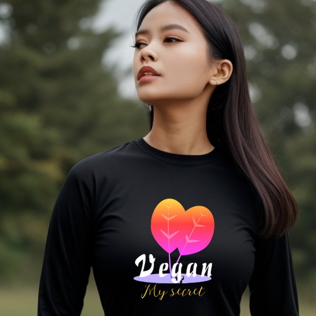 Vegan: Womans hemlighet T-Shirt (Skapare uppladdad)
