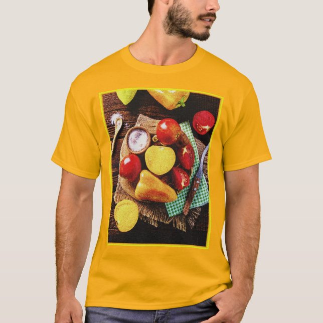"Vegetables Homemade Salad" Cute Photo. Köp nu T Shirt (Framsida)