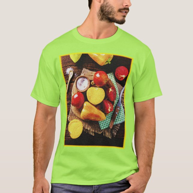 "Vegetables Homemade Salad" Cute Photo. Köp nu T Shirt (Framsida)